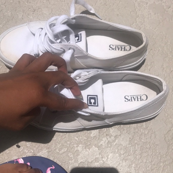 🌸Chaps white canvas shoes - Picture 8 of 8